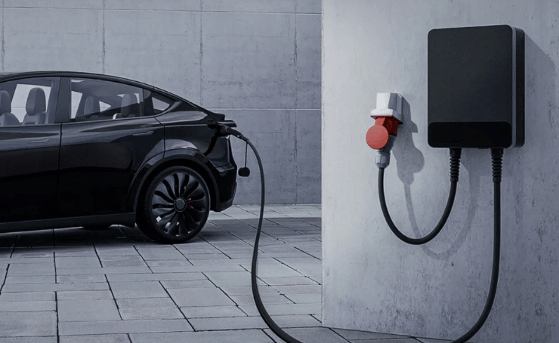 Czy gniazdko z mobilną ładowarką to już punkt ładowania pojazdu elektrycznego - blog - Greenkick