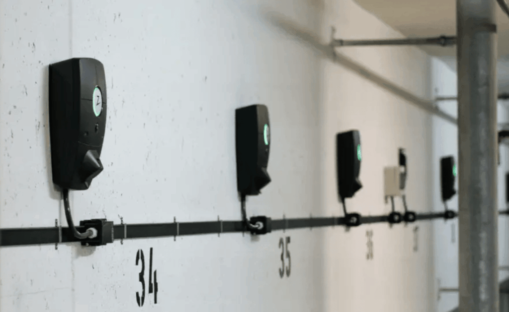 Czy wspólnota mieszkaniowa może zablokować montaż ładowarki EV w garażu podziemnym