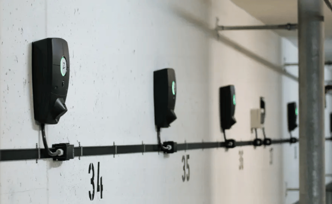 Czy wspólnota mieszkaniowa może zablokować montaż ładowarki EV w garażu podziemnym