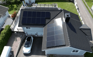 Domowa stacja ładowania w praktyce – case study, które pokazuje, co naprawdę ma znaczenie - BLOG - Greenkick