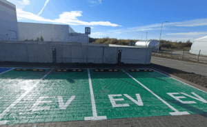 UDT i prawo budowlane – gdzie kończy się prywatnie, a zaczyna publicznie w stacjach ładowania - BLOG - Greenkick