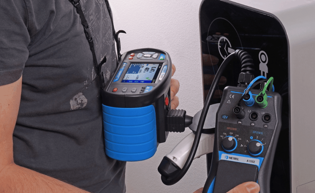 Adapter EVSE i pomiary stacji ładowania. Dlaczego sama kontrola instalacji elektrycznej nie wystarcza - blog - Greenkick