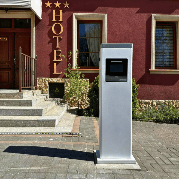 Stacja ładowania Morek AC CORE 2x22 kW (hotel 1) - Greenkick Stacja ładowania Morek AC CORE 2x22 kW - obrazek 3